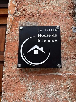 la little house de dinant
