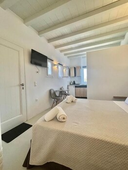 crystal suites