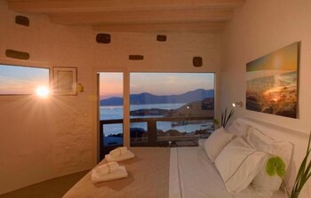 crystal suites