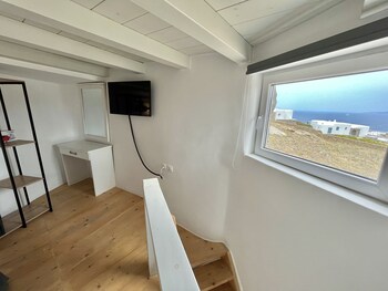 crystal suites