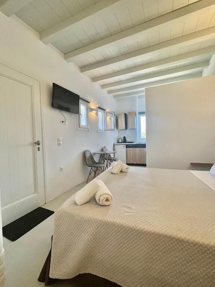 crystal suites