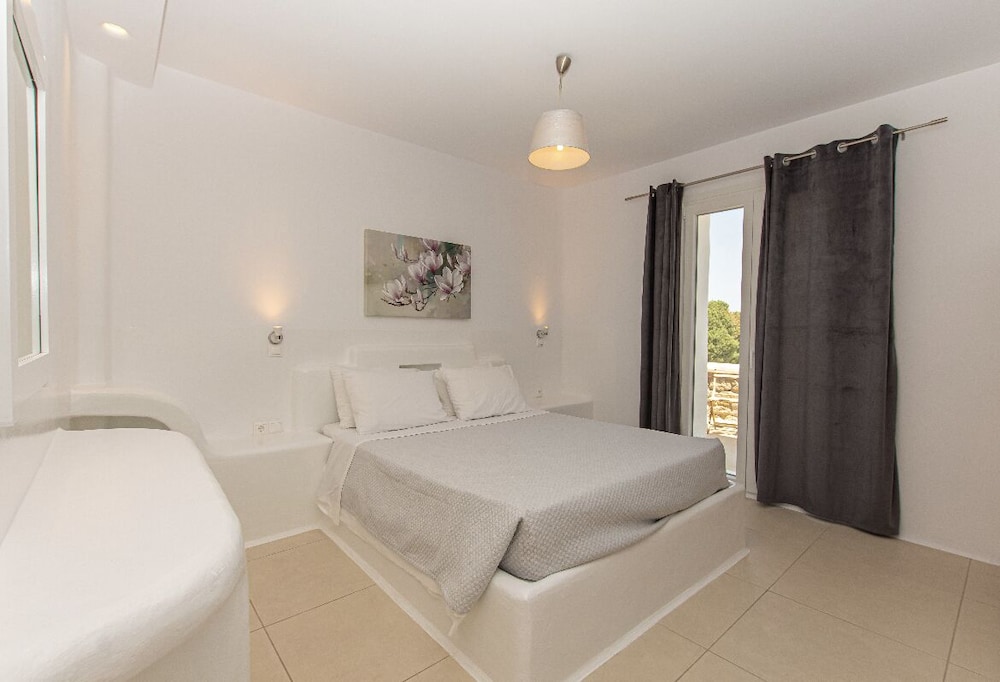 crystal suites