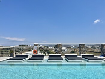 crystal suites