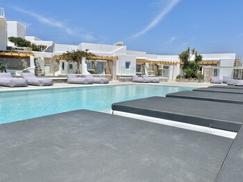 crystal suites