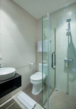 miers kuningan artotel curated