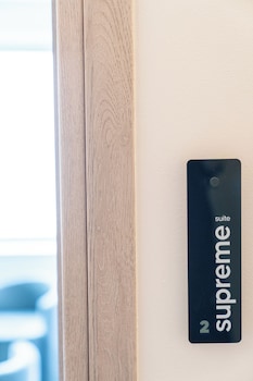 athens design suites