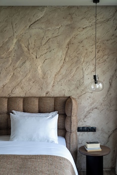 athens design suites