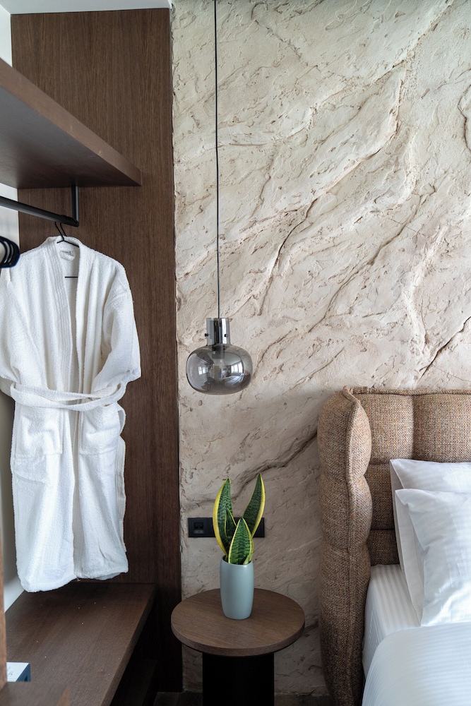 athens design suites