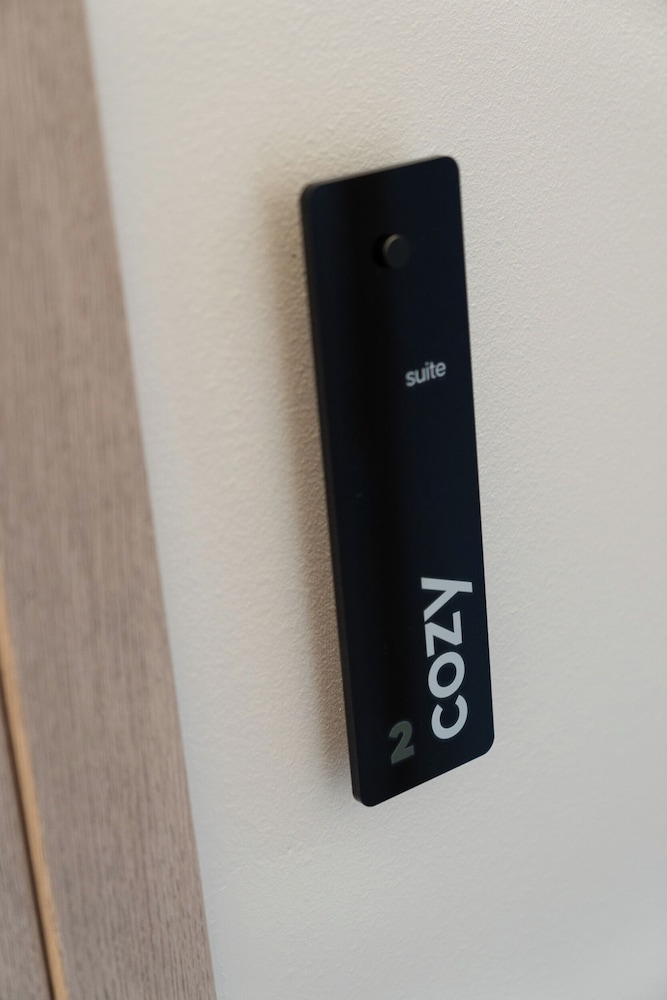 athens design suites