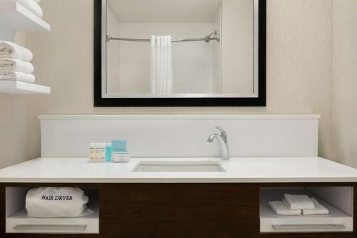 hampton inn binghamton johnson city