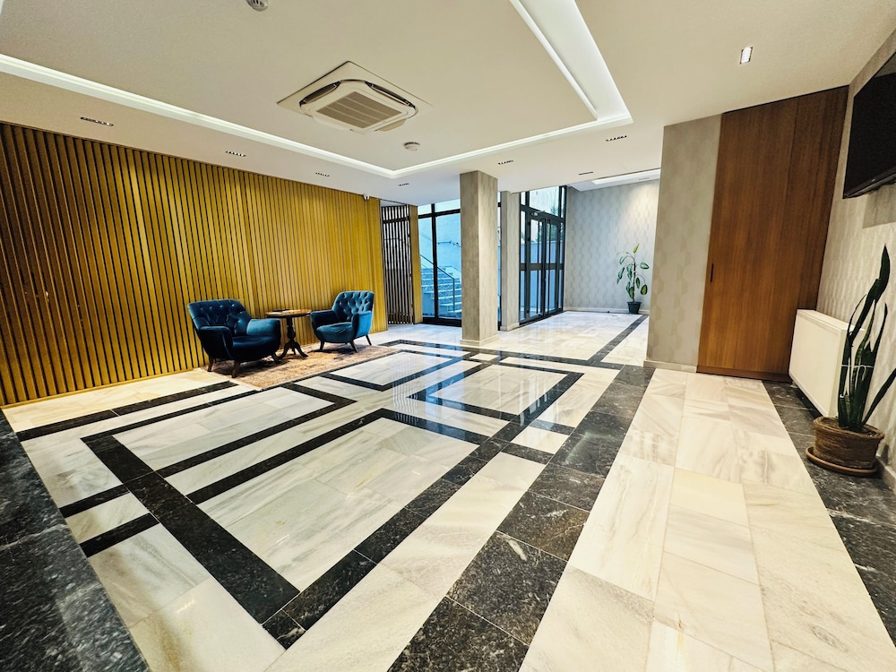 nice royal suite