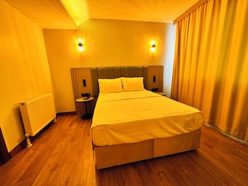 nice royal suite