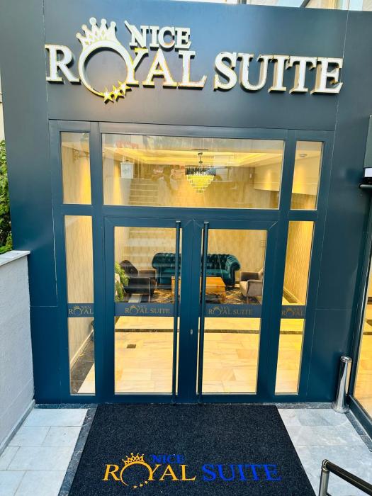 nice royal suite