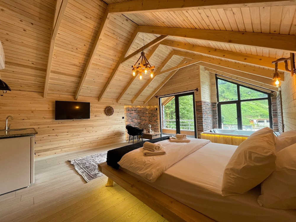 riverside suite and bungalow