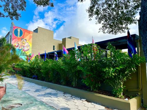 mari jean hotel adults only gay hotel