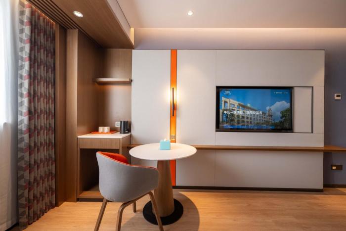 holiday inn express shanghai pujiang lianhang road an ihg hotel