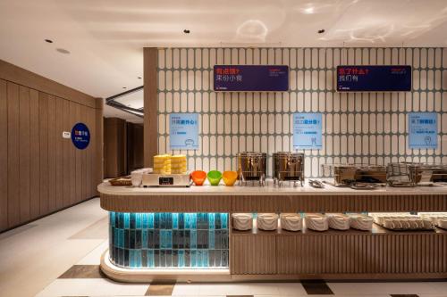 holiday inn express shanghai pujiang lianhang road an ihg hotel