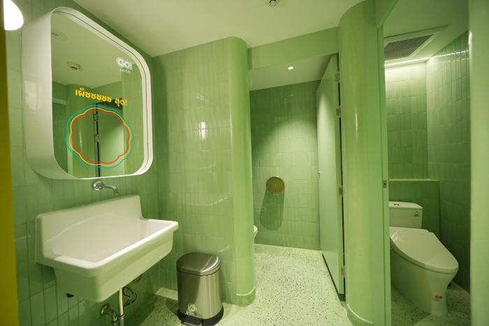 go hotel sriracha at central si racha