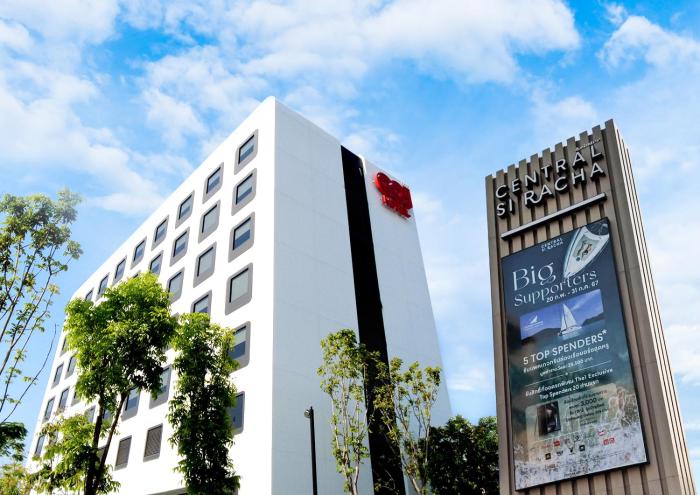 go hotel sriracha at central si racha