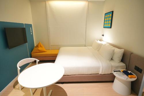 go hotel sriracha at central si racha
