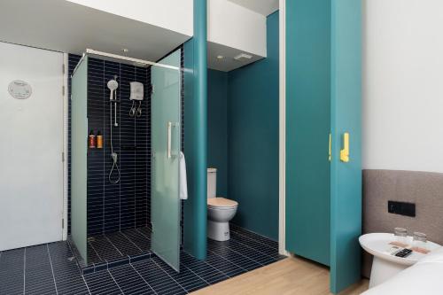 go hotel sriracha at central si racha