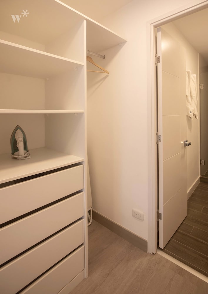 wynwood dean valdivia