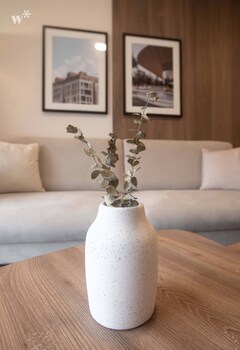 wynwood dean valdivia