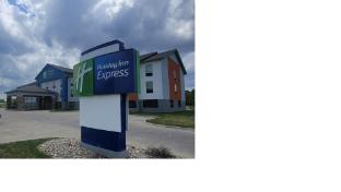 holiday inn express and suites junction city by ihg