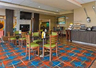 holiday inn express and suites junction city by ihg