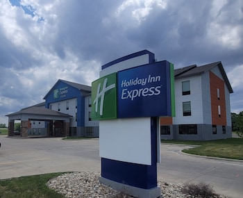 holiday inn express and suites junction city by ihg