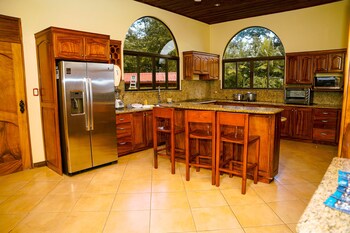 mansion arenal