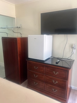 the grand motel inn and suite louisville
