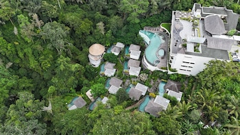 cicada luxury resort ubud