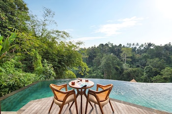 cicada luxury resort ubud