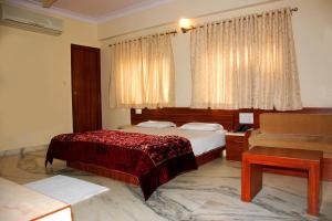 The Sky Comfort Hotel Shri Vithalesh,India>>Nathdwara,2 star