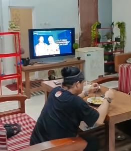 rubikz hostel and cafe