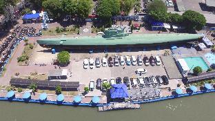 rubikz hostel and cafe