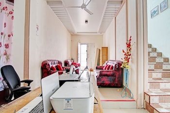 oyo 92211 timur raya homestay syariah