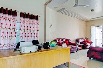 oyo 92211 timur raya homestay syariah