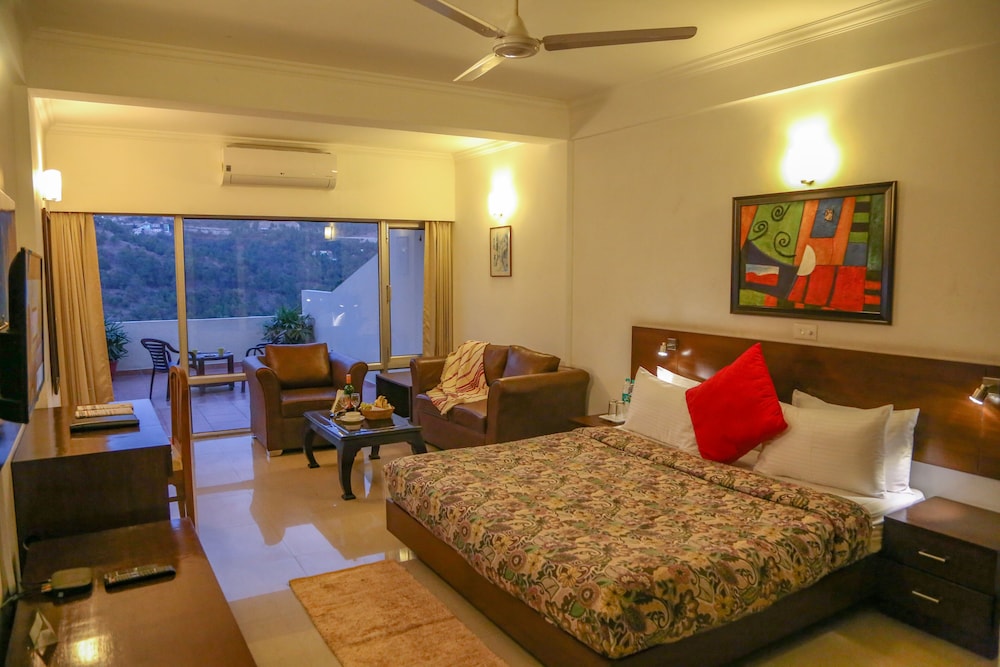 misty meadows by priyago hotels