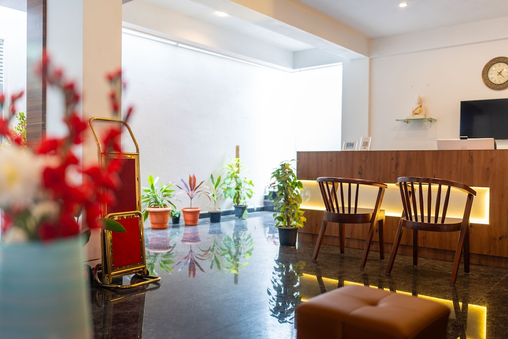 the silver chimes suites