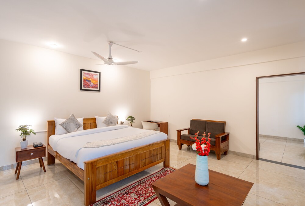 the silver chimes suites