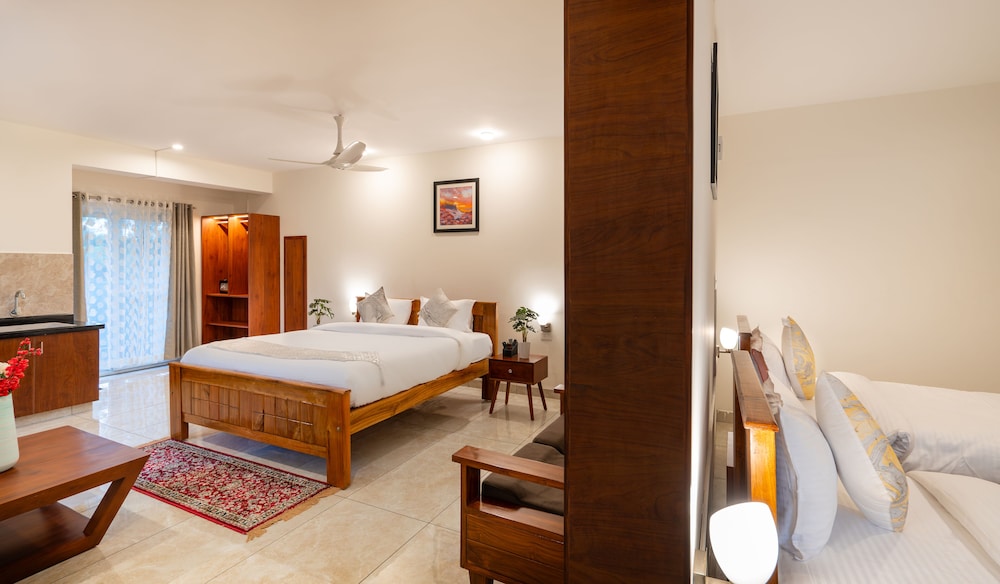 the silver chimes suites