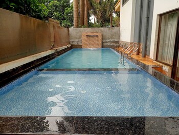 Lalit Hills Resort,India>>Lonavala,3 star