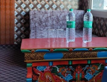 soma retreat cottage pangong lake