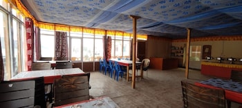 soma retreat cottage pangong lake