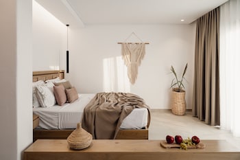 sundunes hotel naxos