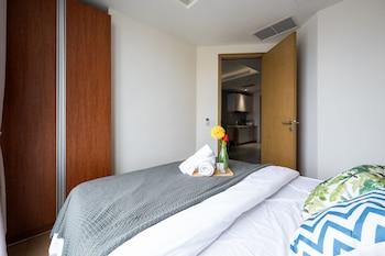 penthouse residence by caerus management