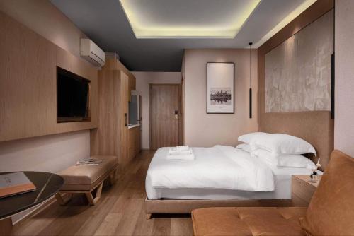 penthouse residence by caerus management