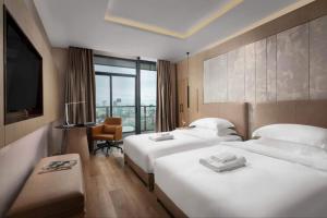 penthouse residence by caerus management